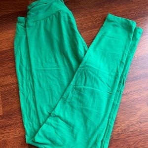 LulaRoe green OS leggings
